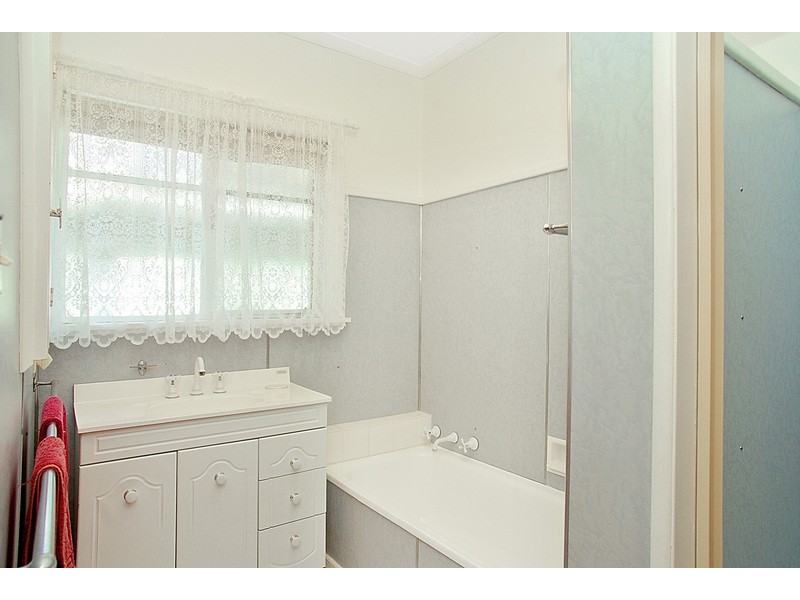 1 Cobden Street, Highton VIC 3216