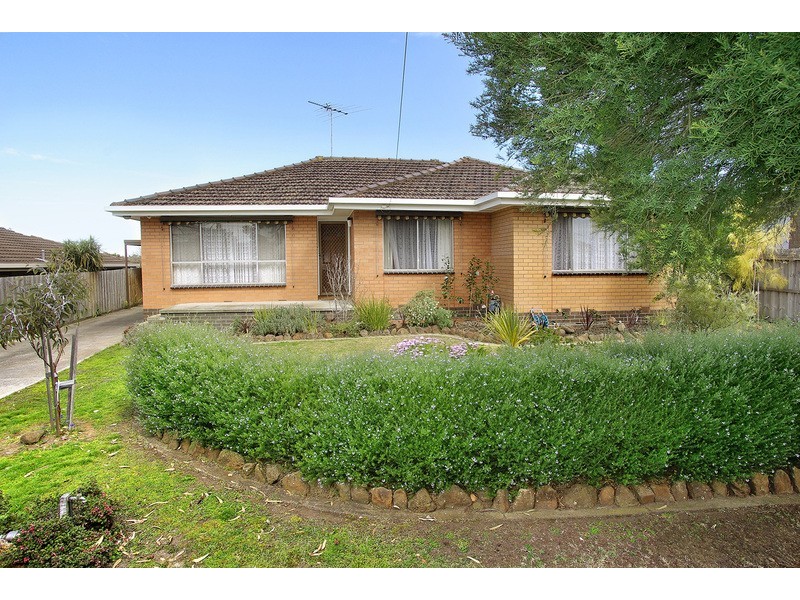 14 Fairfield Avenue, Belmont VIC 3216