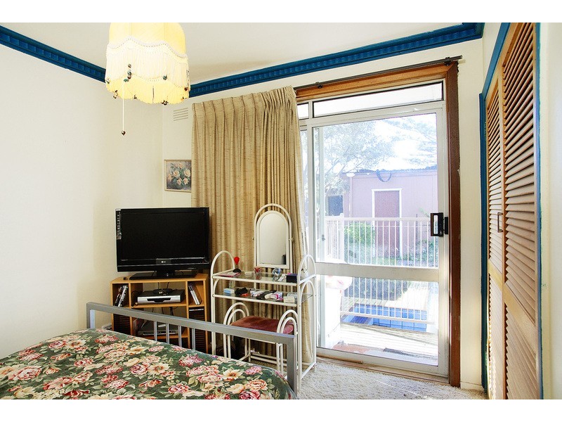 16 Elliott Avenue, Highton VIC 3216