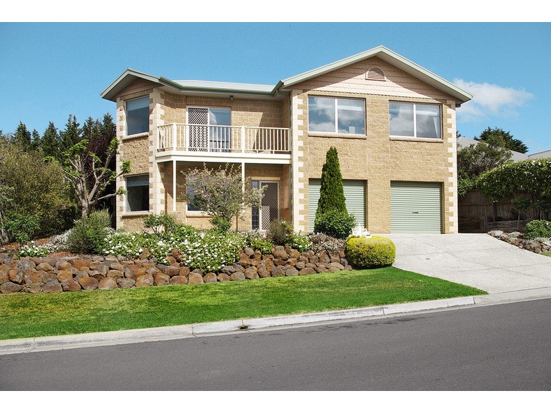 42 Grosvenor Drive, Wandana Heights VIC 3216
