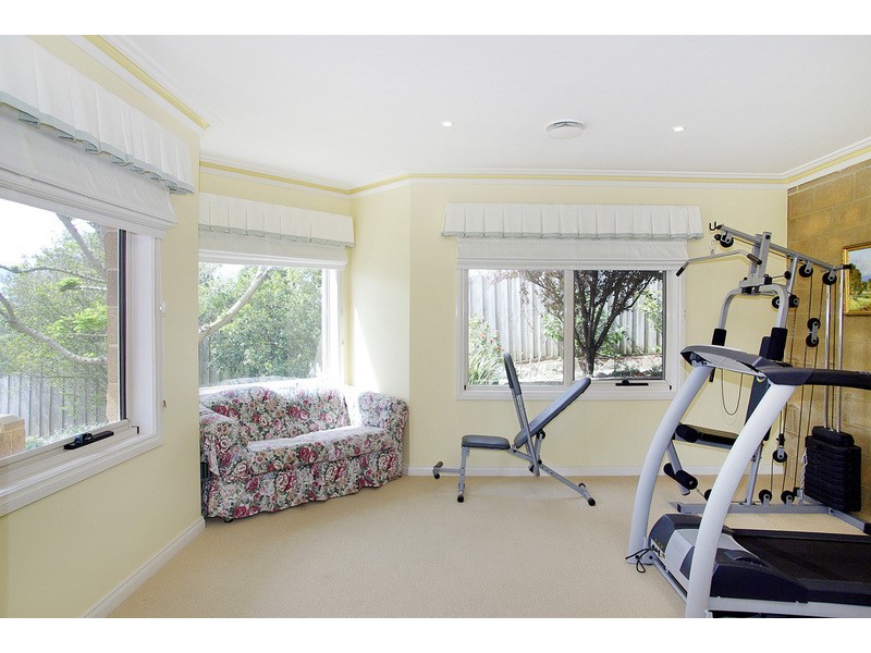 42 Grosvenor Drive, Wandana Heights VIC 3216