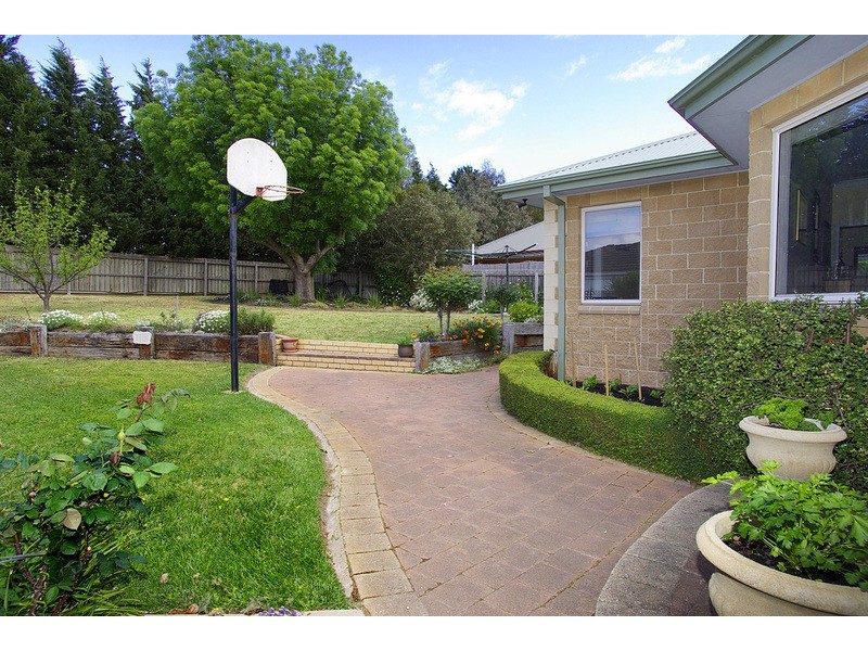 42 Grosvenor Drive, Wandana Heights VIC 3216