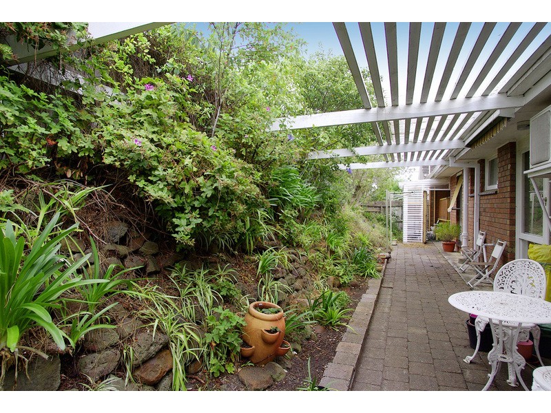 5/271 Roslyn Road, Highton VIC 3216