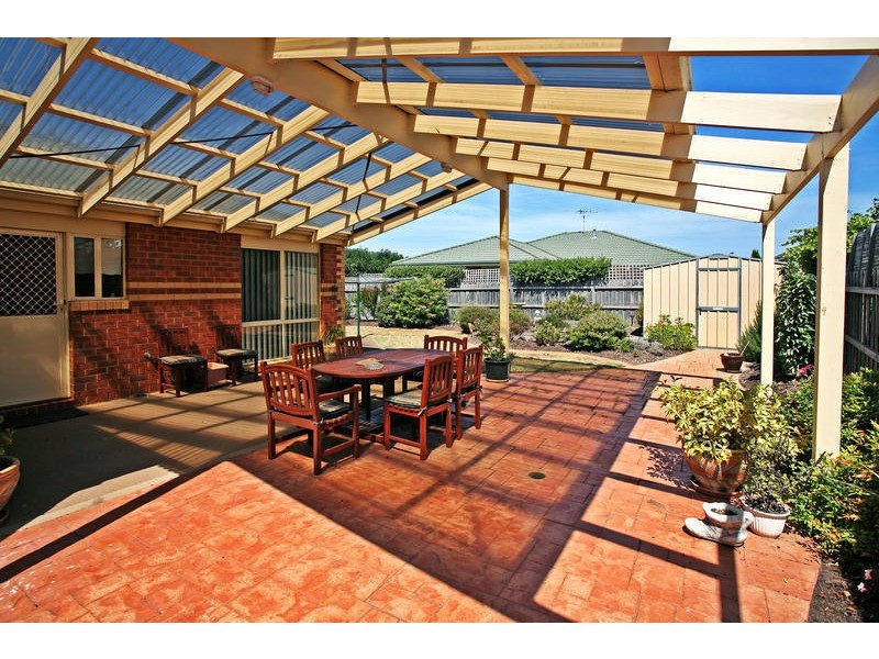 15 Falkirk Place, Leopold VIC 3224