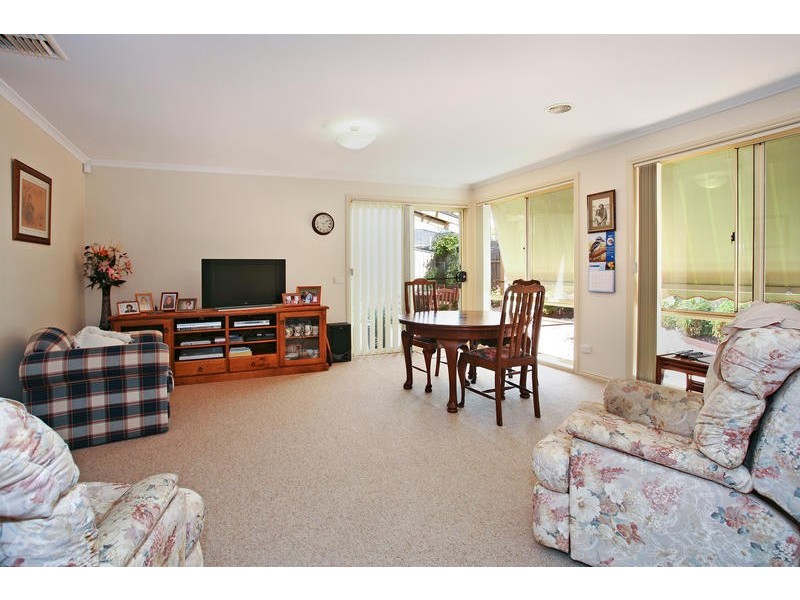 15 Falkirk Place, Leopold VIC 3224