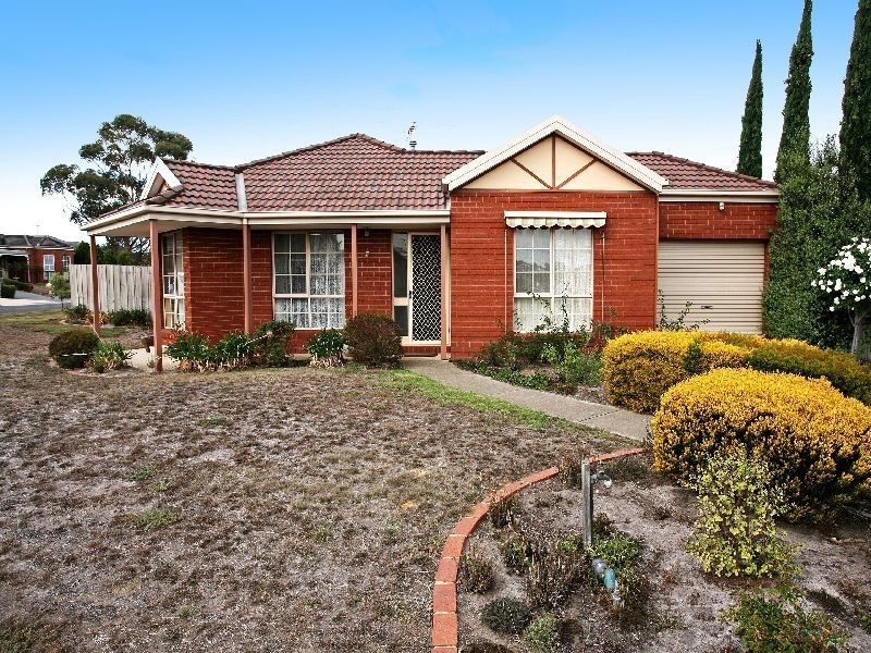 63 Glastonbury Drive, Highton VIC 3216