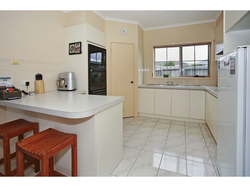 63 Glastonbury Drive, Highton VIC 3216