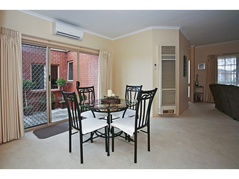 63 Glastonbury Drive, Highton VIC 3216