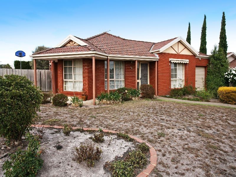 63 Glastonbury Drive, Highton VIC 3216