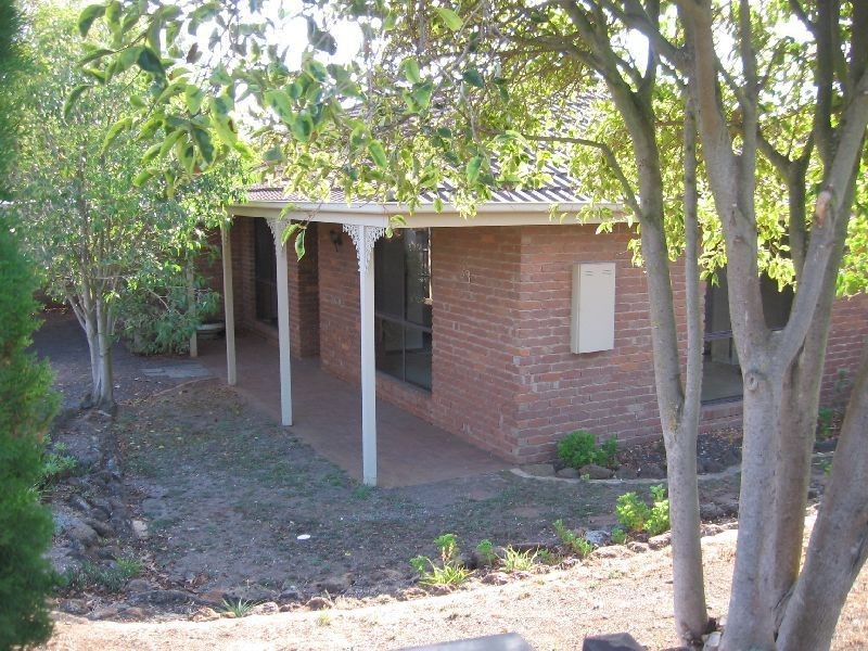 33 Birkenhead Drive, Grovedale VIC 3216