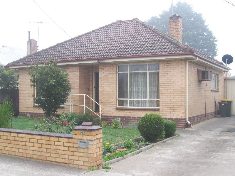 28 Kalimna Street, Hamlyn Heights VIC 3215