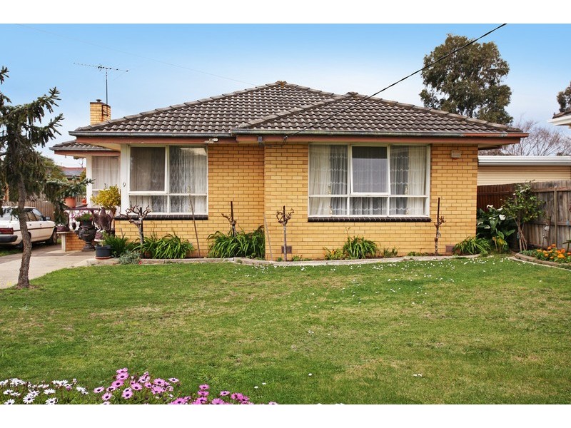 9 Kidman Avenue, Belmont VIC 3216