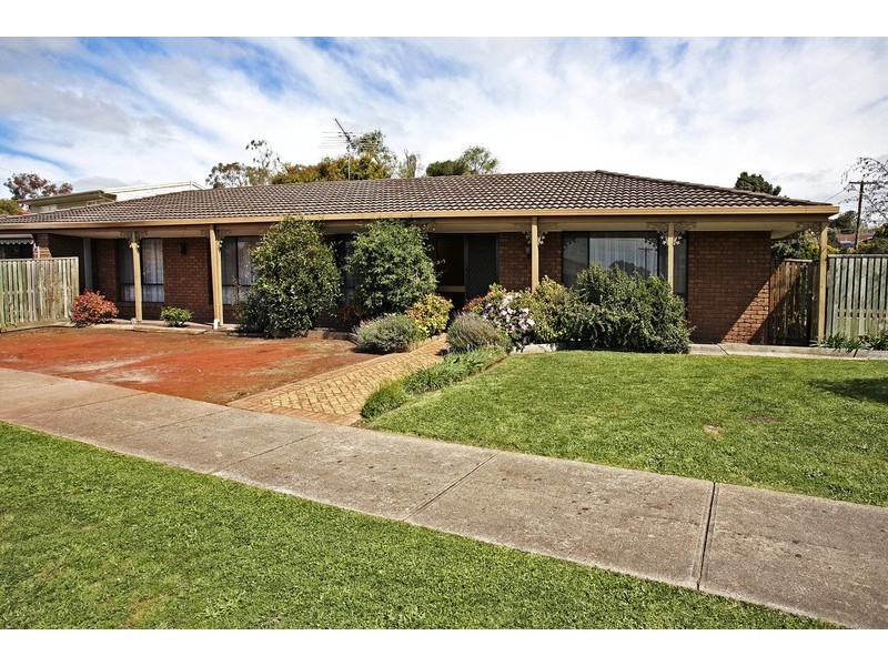 20 Dunsmore Road, Highton VIC 3216