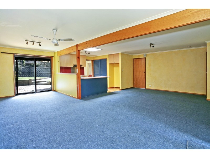 20 Dunsmore Road, Highton VIC 3216