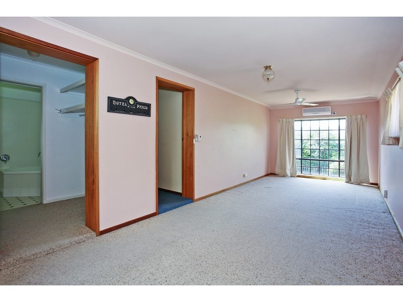 20 Dunsmore Road, Highton VIC 3216