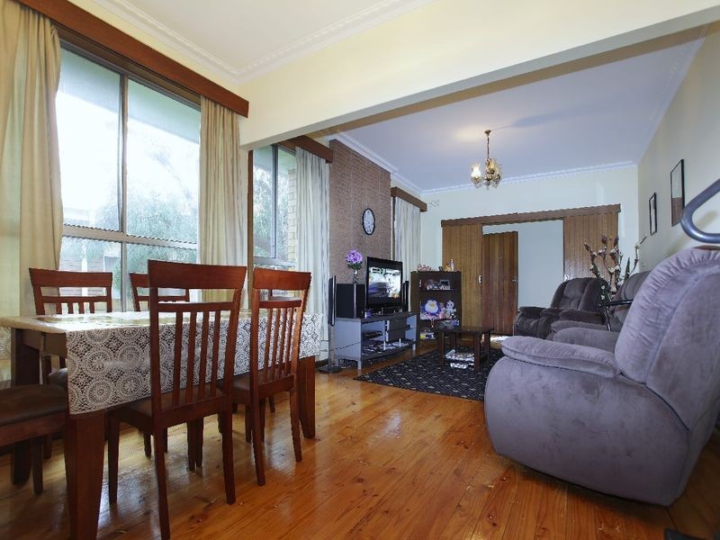 18 & 18A South Valley Road, Highton VIC 3216
