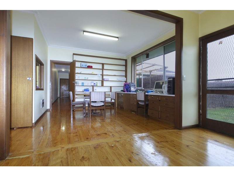 18 & 18A South Valley Road, Highton VIC 3216