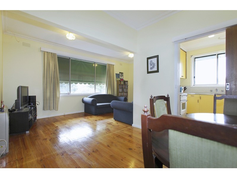 18 & 18A South Valley Road, Highton VIC 3216