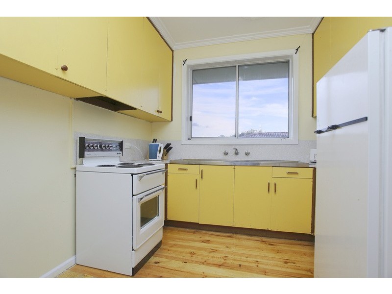 18 & 18A South Valley Road, Highton VIC 3216
