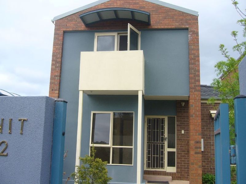 2/143 Barrabool Road, Highton VIC 3216