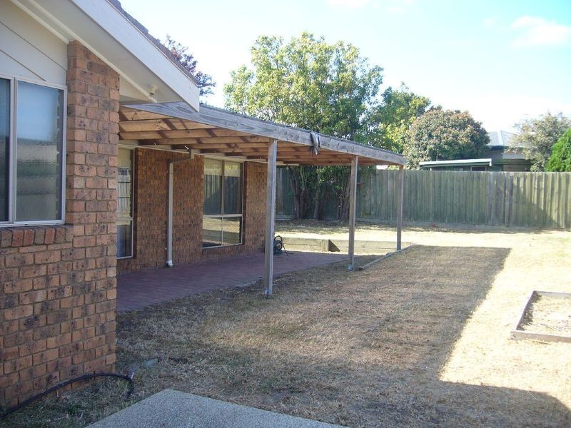 14 Jenolan Avenue, Grovedale VIC 3216