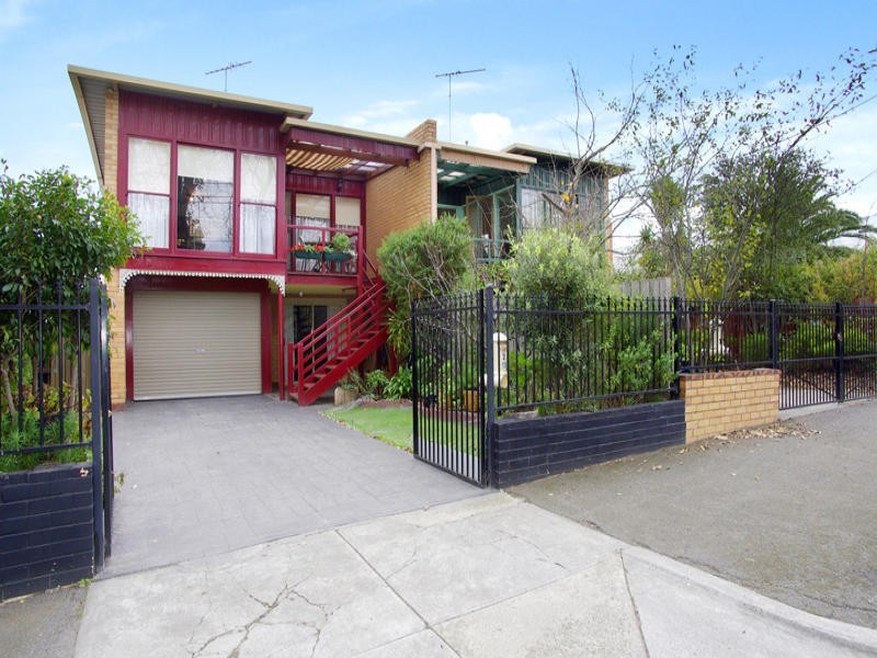 1/10 Pevensey Street, Geelong VIC 3220