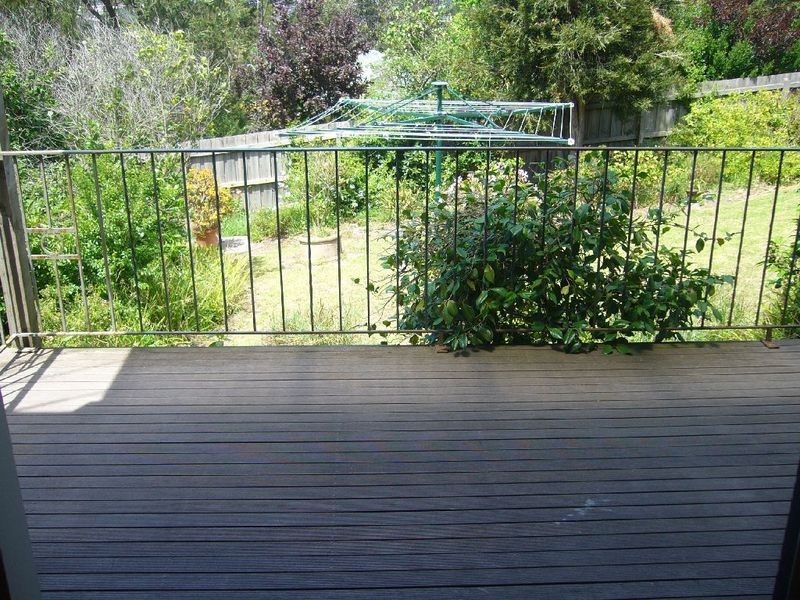 86 North Valley Road, Highton VIC 3216