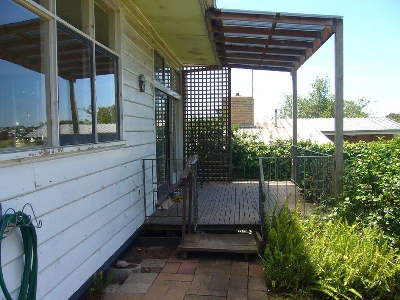 86 North Valley Road, Highton VIC 3216