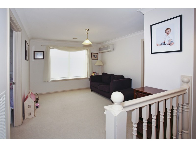 60 Mulquiney Crescent, Highton VIC 3216