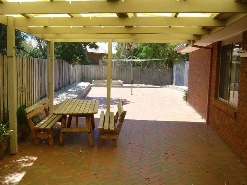 82 Wingarra Drive, Grovedale VIC 3216