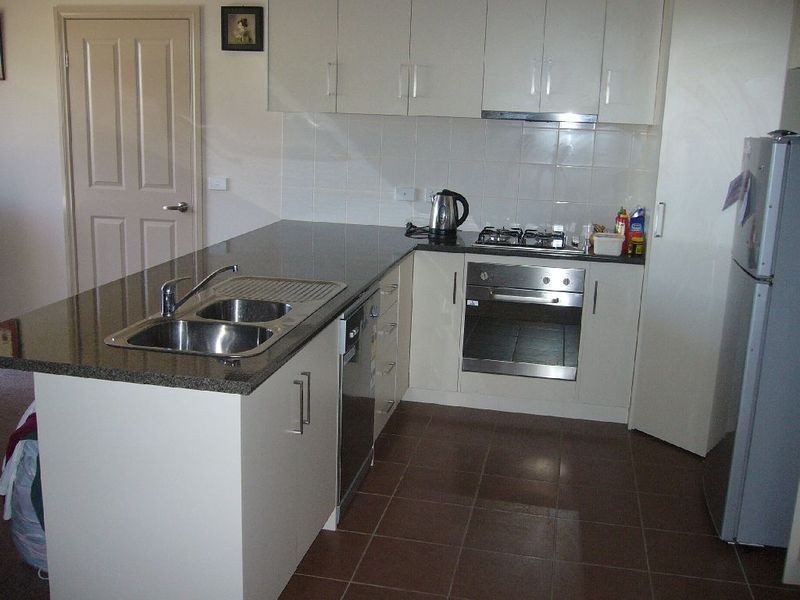 2/273 Torquay Road, Grovedale VIC 3216