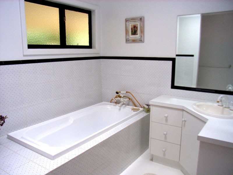 8 Charles Street, Anglesea VIC 3230