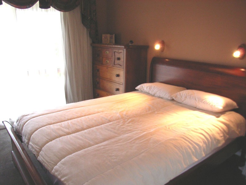 8 Charles Street, Anglesea VIC 3230