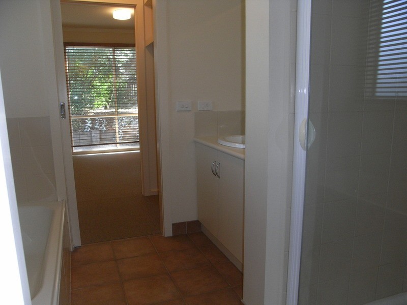 1/6 Great Ocean Road, Anglesea VIC 3230