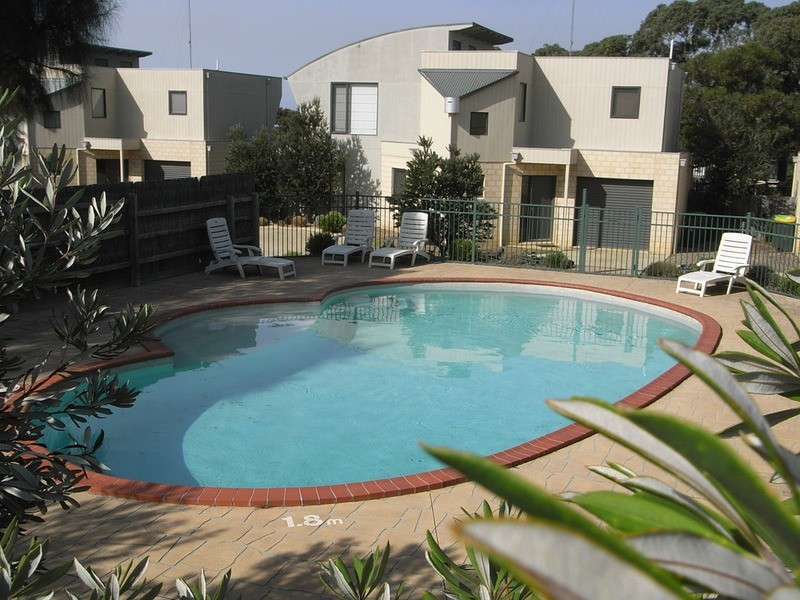 3/2A Walker Street, Anglesea VIC 3230