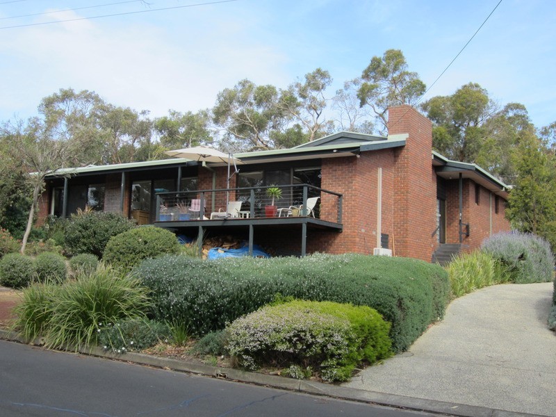 2 McMahon Avenue, Anglesea VIC 3230