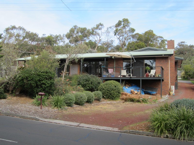 2 McMahon Avenue, Anglesea VIC 3230