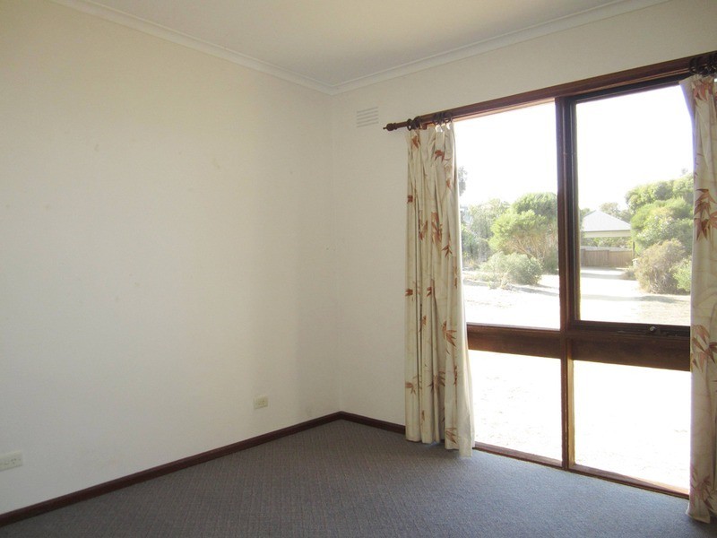 69 Seventh Avenue, Anglesea VIC 3230