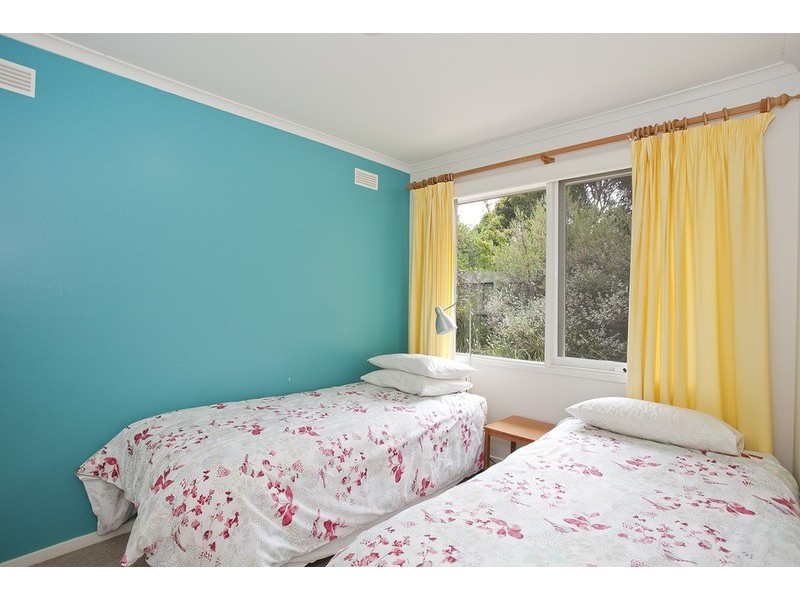 1B Sixth Avenue, Anglesea VIC 3230