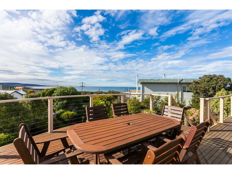 2A Sixth Avenue, Anglesea VIC 3230