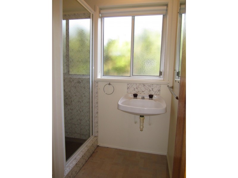 10 Ninth Avenue, Anglesea VIC 3230