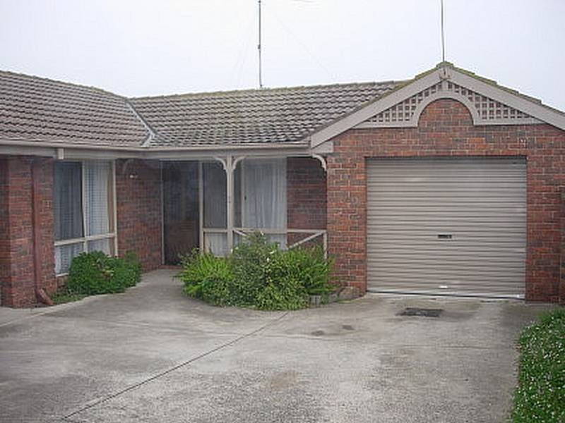 2/3 Carolanne Drive, Drysdale VIC 3222