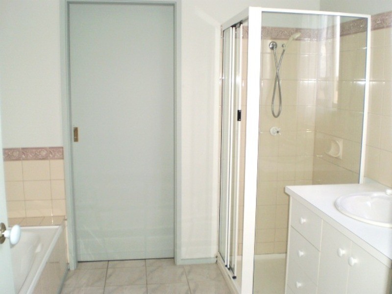 8 Gwinganna Drive, Clifton Springs VIC 3222