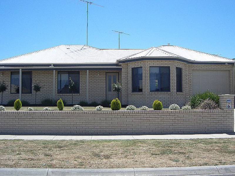 9 Nash Avenue, Drysdale VIC 3222