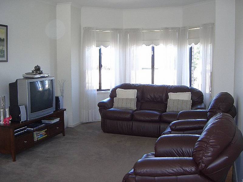 9 Nash Avenue, Drysdale VIC 3222