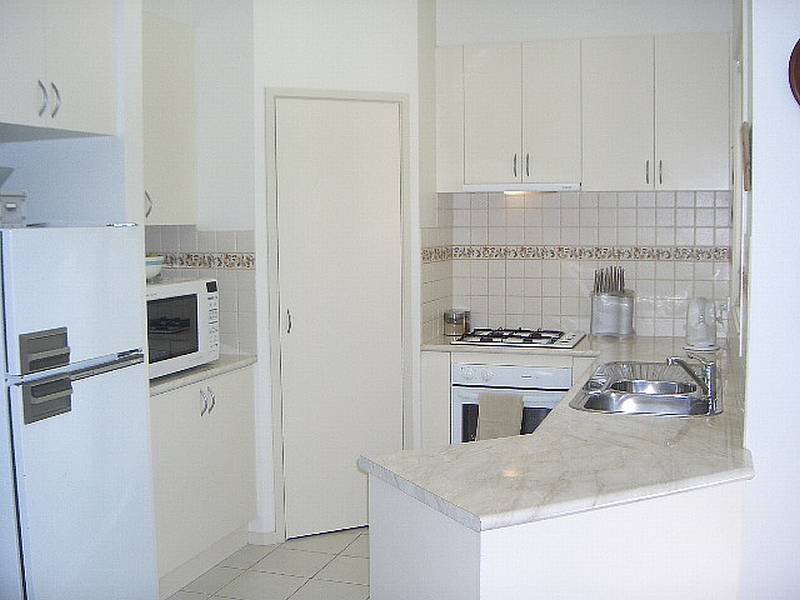 9 Nash Avenue, Drysdale VIC 3222