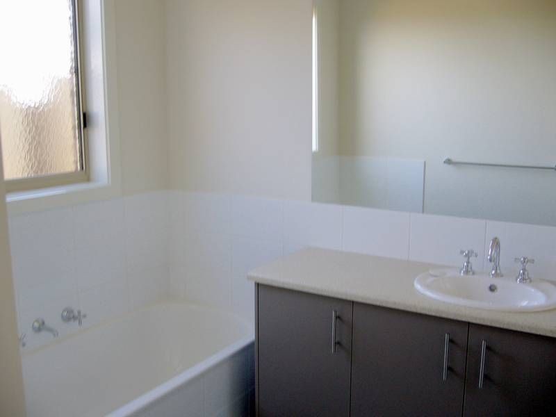 2 Kenya Place, Clifton Springs VIC 3222