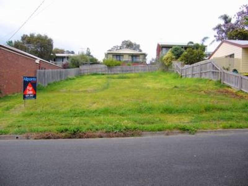 28 Carawatha Avenue, Clifton Springs VIC 3222