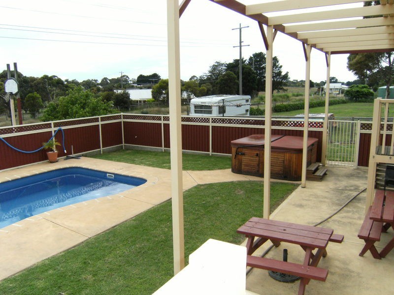 12 Jones Road, Drysdale VIC 3222