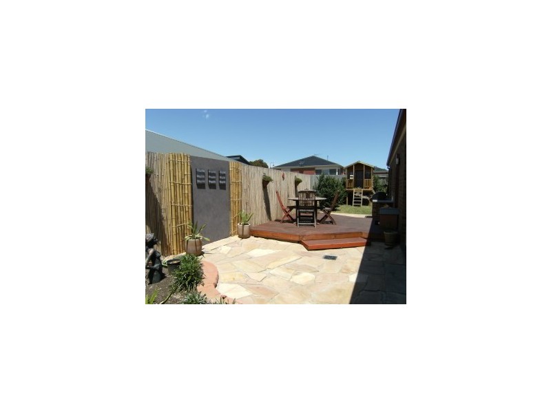 22 Parkway Place, Drysdale VIC 3222